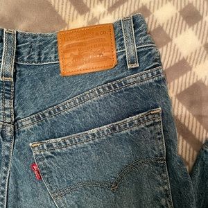Levi’s 70 high flare jeans size 26